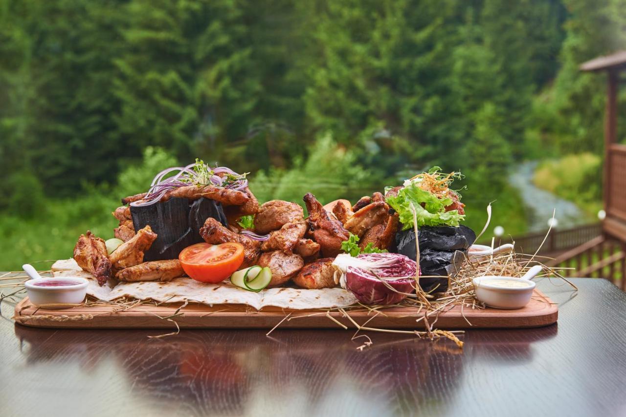 Gasthaus & Spa Bukovel Dış mekan fotoğraf